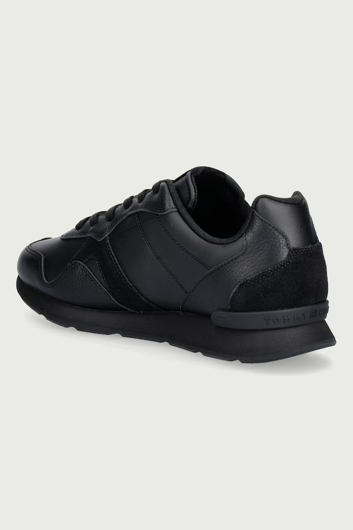 Obuv Tommy Hilfiger T CORE LTH RUNNER sneakers pánske FM0FM06002 čierna