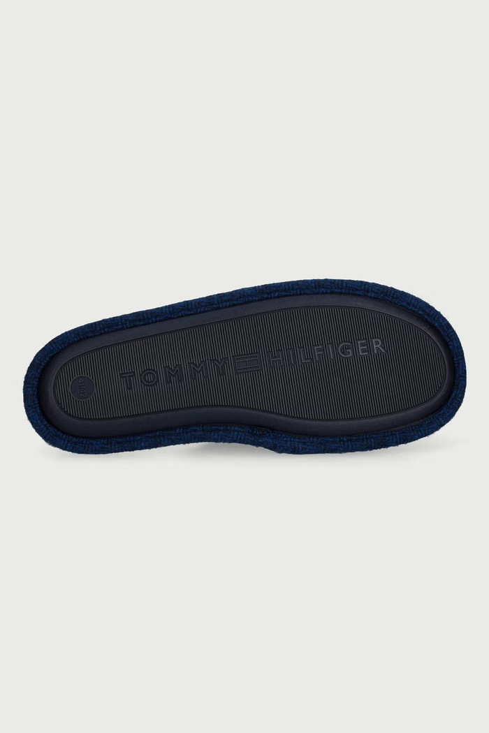 Kapcie męskie HERRINGBONE HOUSE SHOE Tommy Hilfiger granatowy FM0FM06018