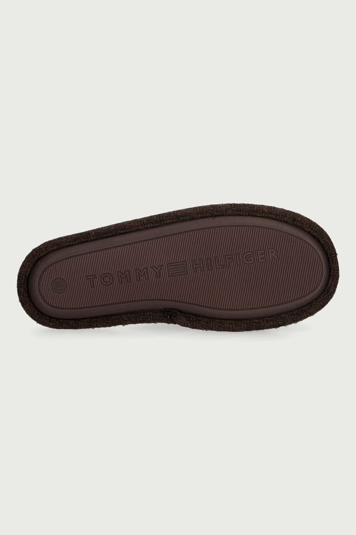 Παντόφλες Ανδρικές HERRINGBONE HOUSE SHOE Tommy Hilfiger καφέ FM0FM06018