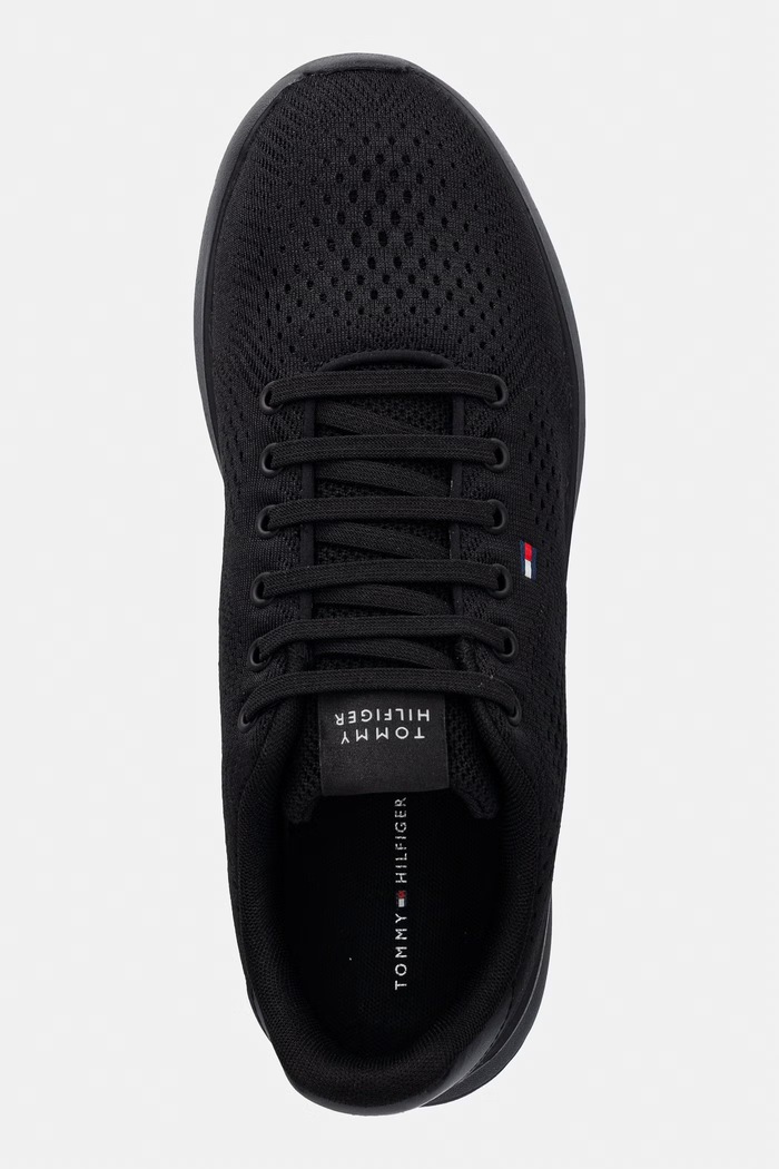 Tommy Hilfiger LIGHTWEIGHT RUNNER KNIT superge moške črna FM0FM05909