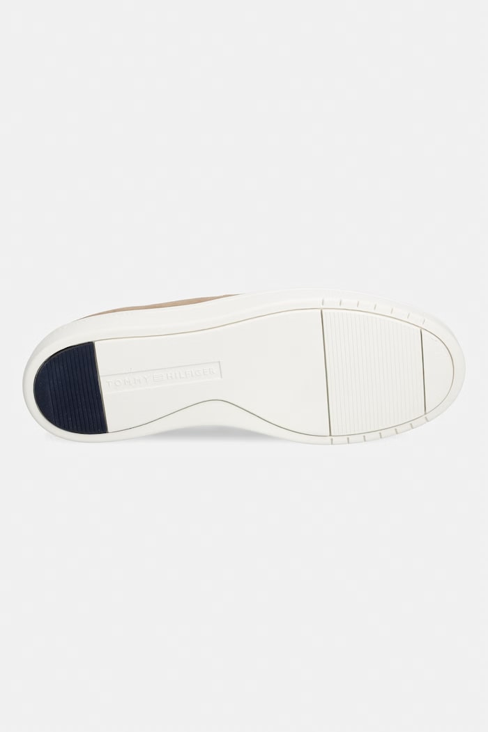 Tommy Hilfiger mokasini moški iz semiša MODERN LIGHT SUEDE LOAFER FM0FM05924 rjava