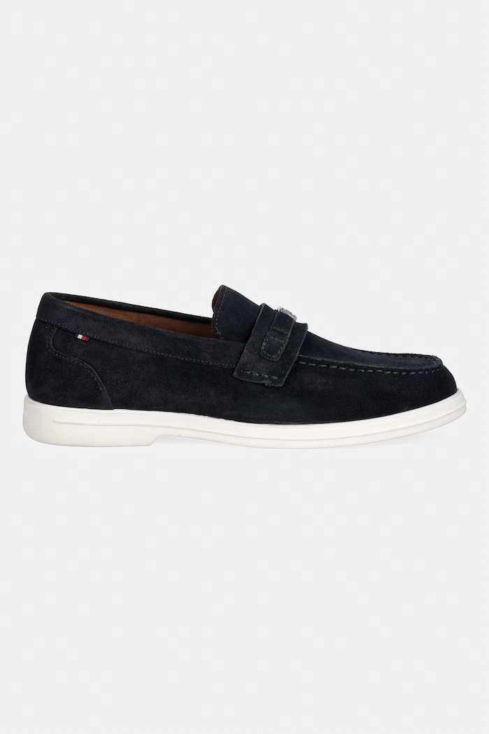 Tommy Hilfiger mokasini moški semišasti LIGHT SUEDE FLAG HARDWARE LOAFER FM0FM05897 mornarsko modra AW26