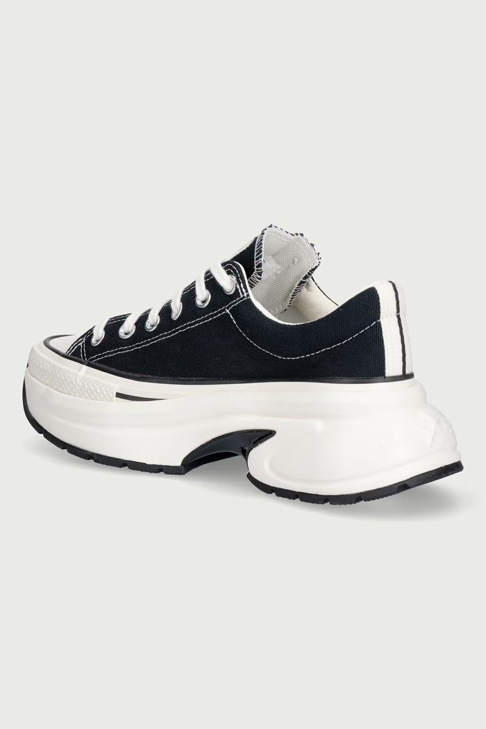Παπούτσια Converse Run Star Crush OX πάνινα sneakers χαμηλά με πλατφόρμα A18465C μαύρο