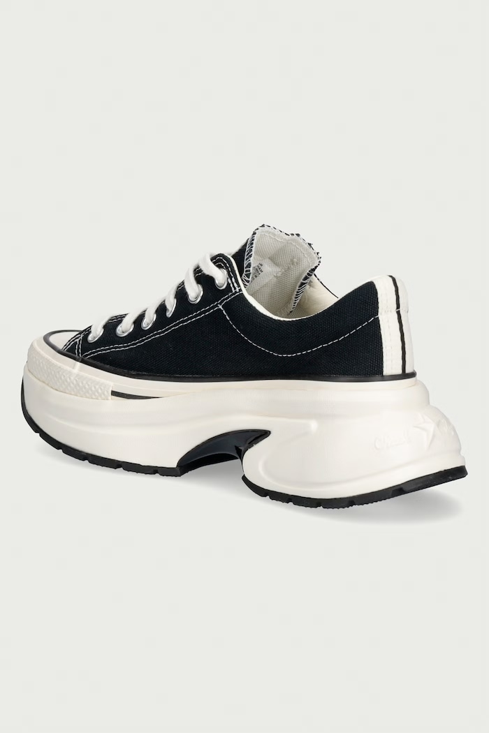 Shoes Converse Run Star Crush OX plimsolls Low on a platform A18465C black