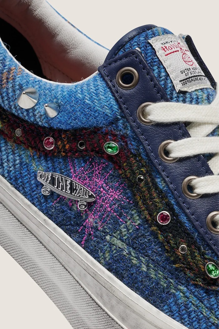 LX Old Skool 36 tenisówki niskie Vans granatowy VN000E8VBIP1