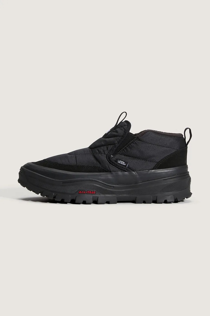 Vans Mid-Slip Puff tramky čierna VN0010W1BKA1