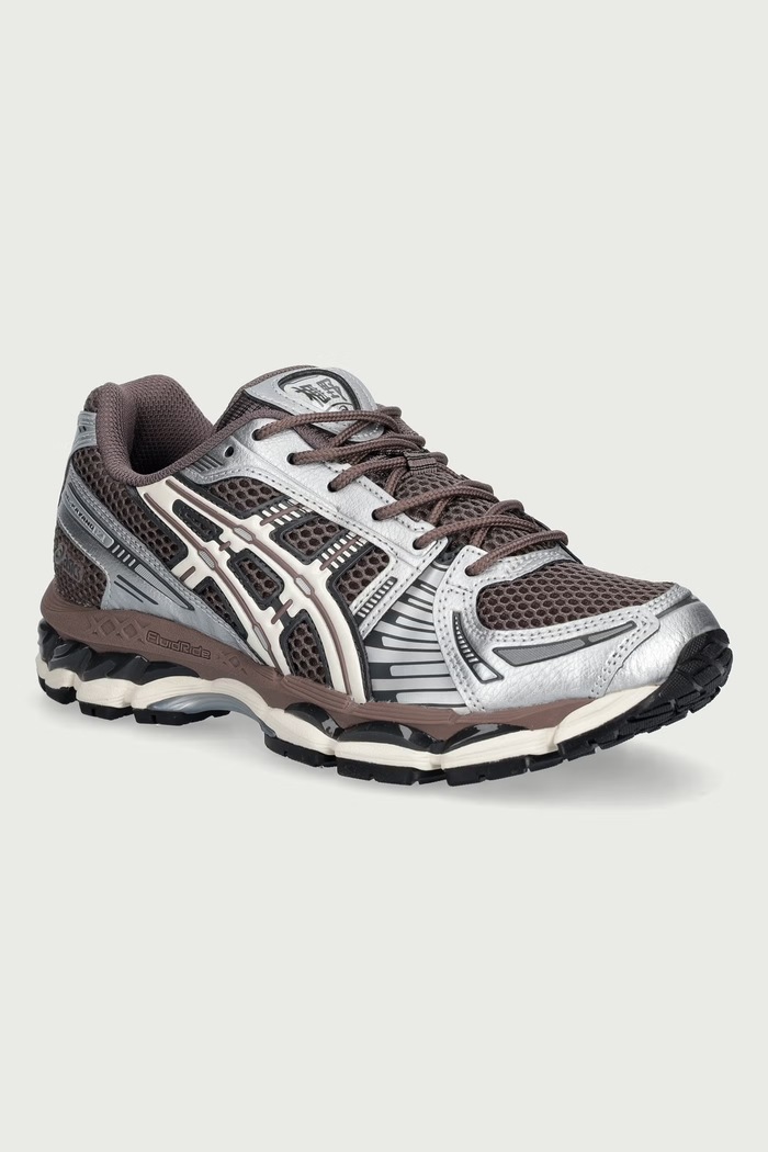 Asics GEL-KAYANO 12.1 sneakersy brązowy 1203A759.200