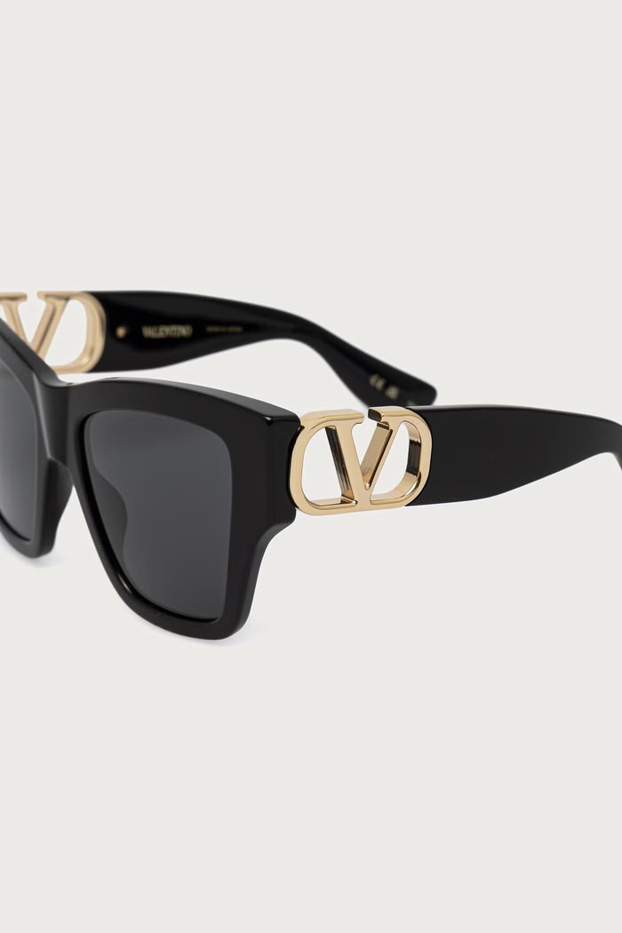 Akcesoria Valentino Eyewear Okulary przeciwsłoneczne kocie oczy damskie VG0052S czarny