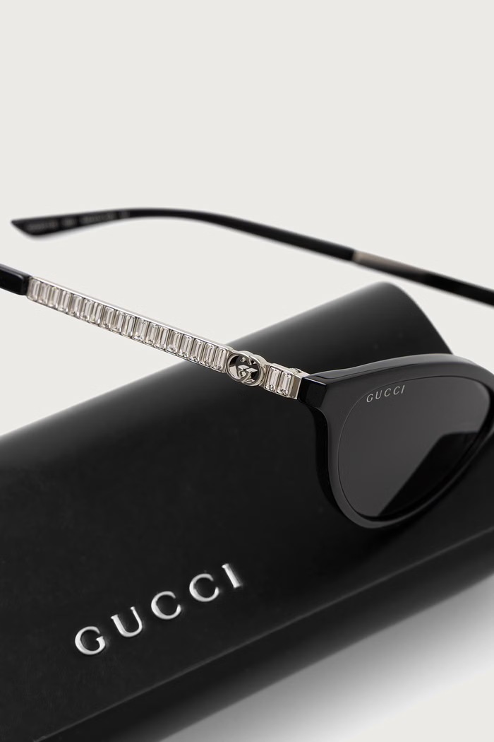 Okulary przeciwsłoneczne damskie Gucci GG2211S czarny
