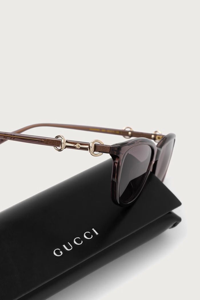 Okulary przeciwsłoneczne damskie Gucci GG2220SK brązowy