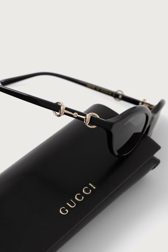 Okulary przeciwsłoneczne kocie oczy damskie Gucci GG2215S czarny