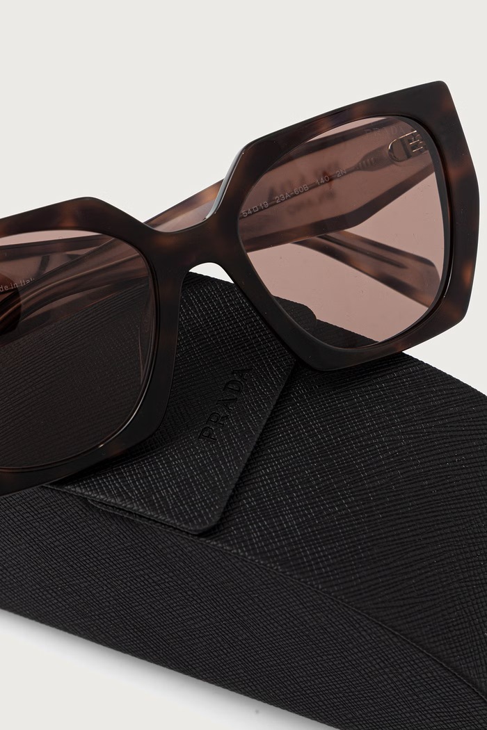 Accesorii Prada Ochelari de soare pentru femei 0PR.15WS maro