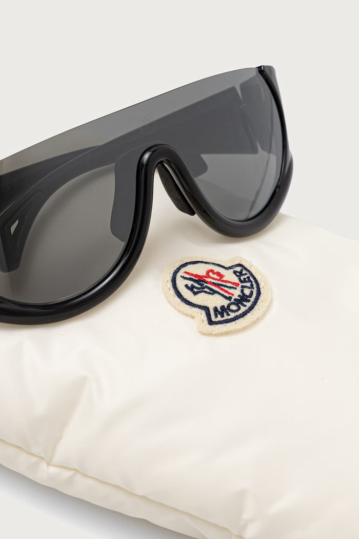 Akcesoria Moncler Okulary przeciwsłoneczne PULSER 0ME8022 czarny