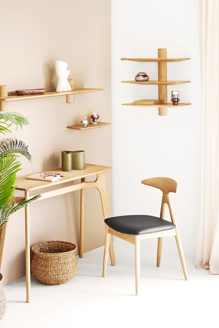 Salon i sypialnia House Nordic Półka wisząca z drewna dębowego Calcata 4294014 beżowy