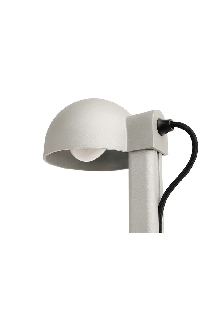 HAY lampa stołowa z aluminium 28 x 14 x 17 cm AE926.D360 szary AW26