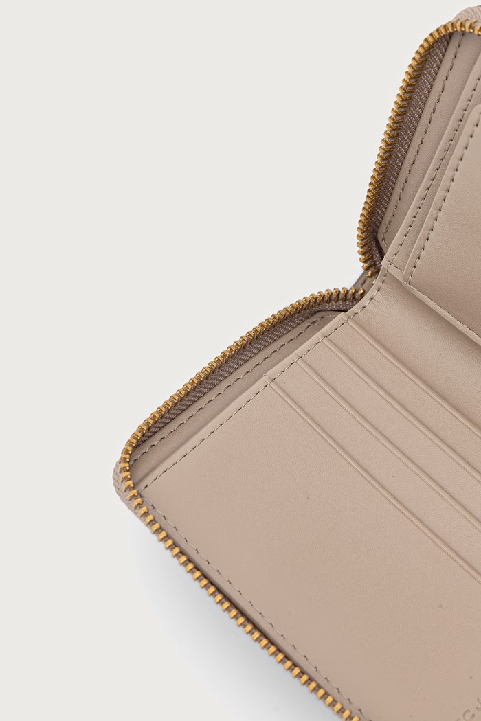 Akcesoria MARC JACOBS Portfel damski skórzany SLIM COMPACT WALLET 2P6SMP017S01 beżowy