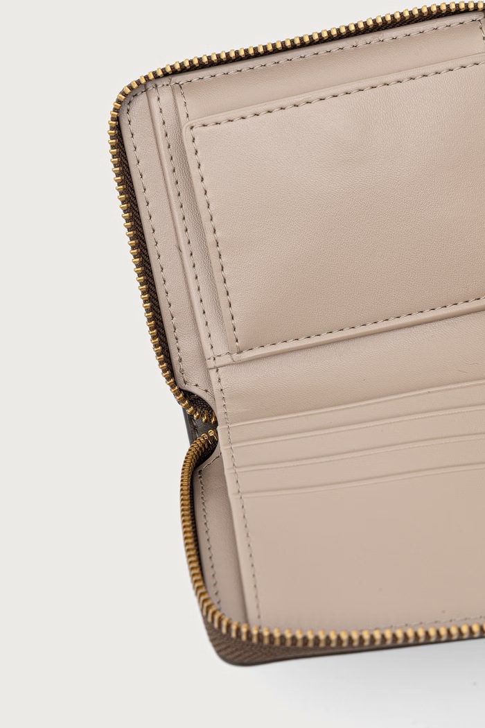 Akcesoria MARC JACOBS Portfel damski skórzany SLIM COMPACT WALLET 2P6SMP017S01 zielony
