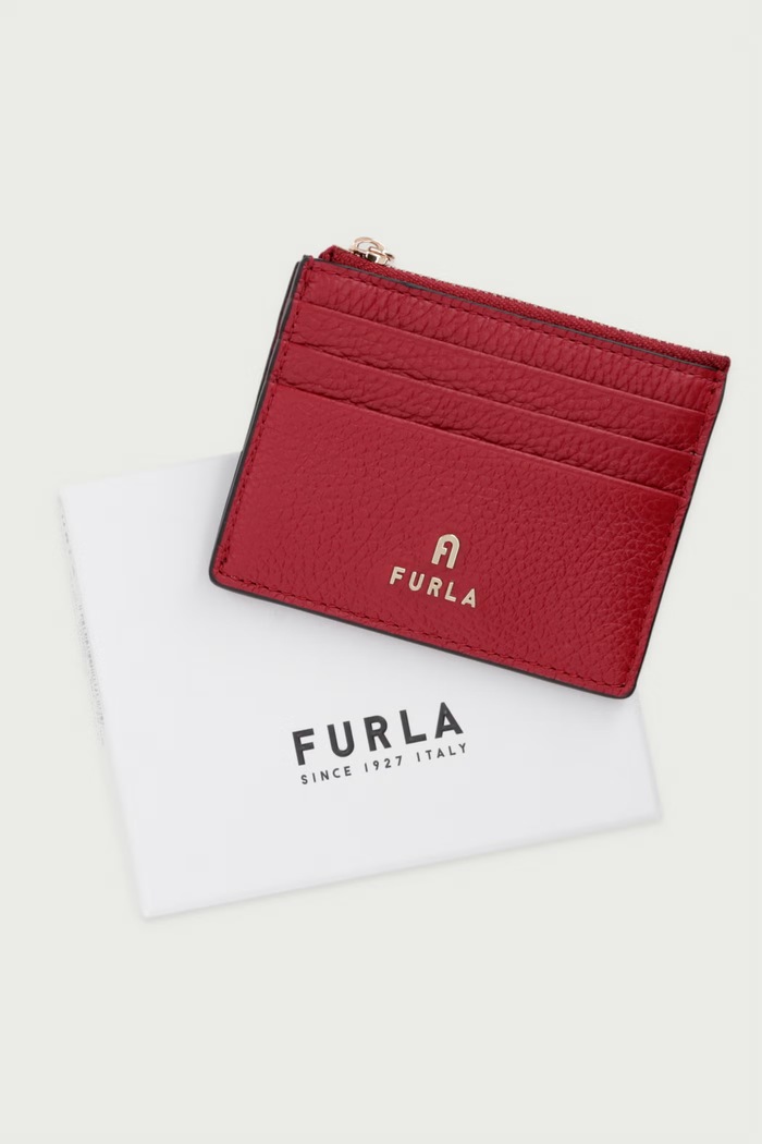 Etui na karty damskie skórzane Camelia S Furla WP00388.HSF000.CGQ00 czerwony
