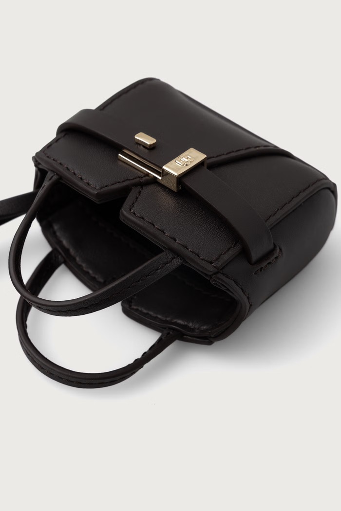 BOSS Brelok damski skórzany Revers Charm 50573399 brązowy AW26