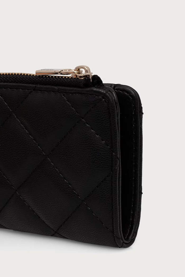 Guess portfel damski z imitacji skóry JULIET SWQG24.56156 czarny AW26