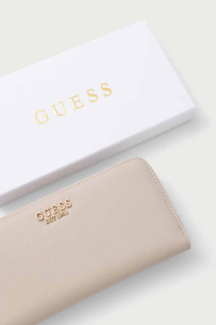 Guess portfel damski z imitacji skóry AMORETTE beżowy SWBG78.98146