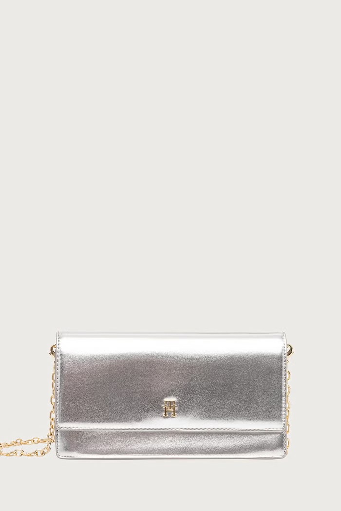 Tommy Hilfiger Pismo torbica za žene od imitacije kože srebrna AW0AW19308
