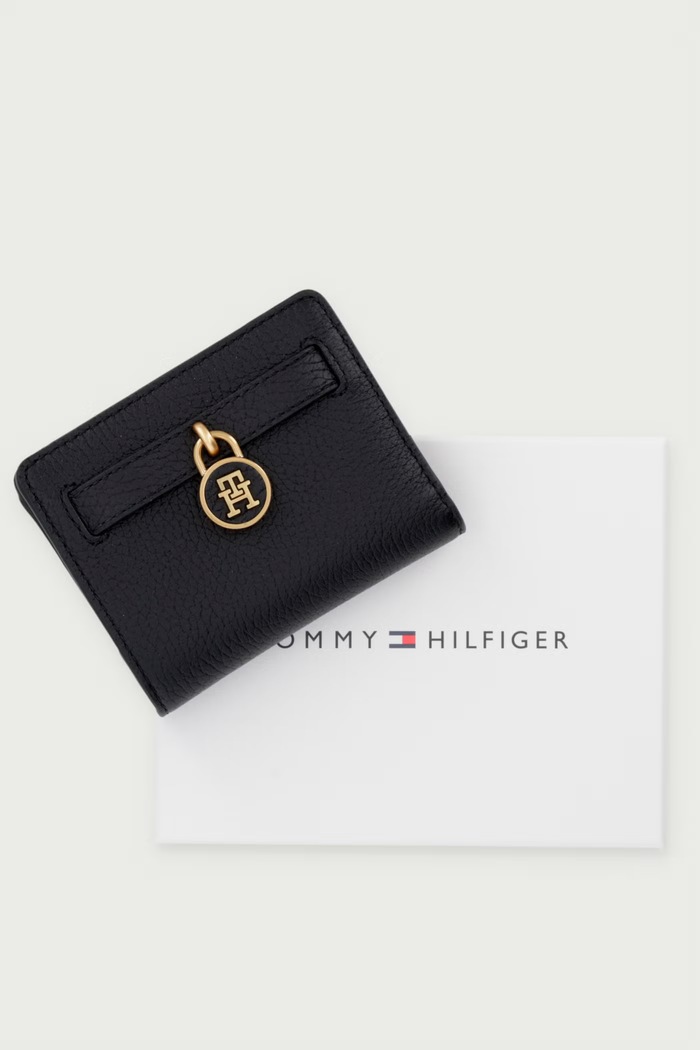 Peňaženka kožená Tommy Hilfiger čierna AW0AW18943