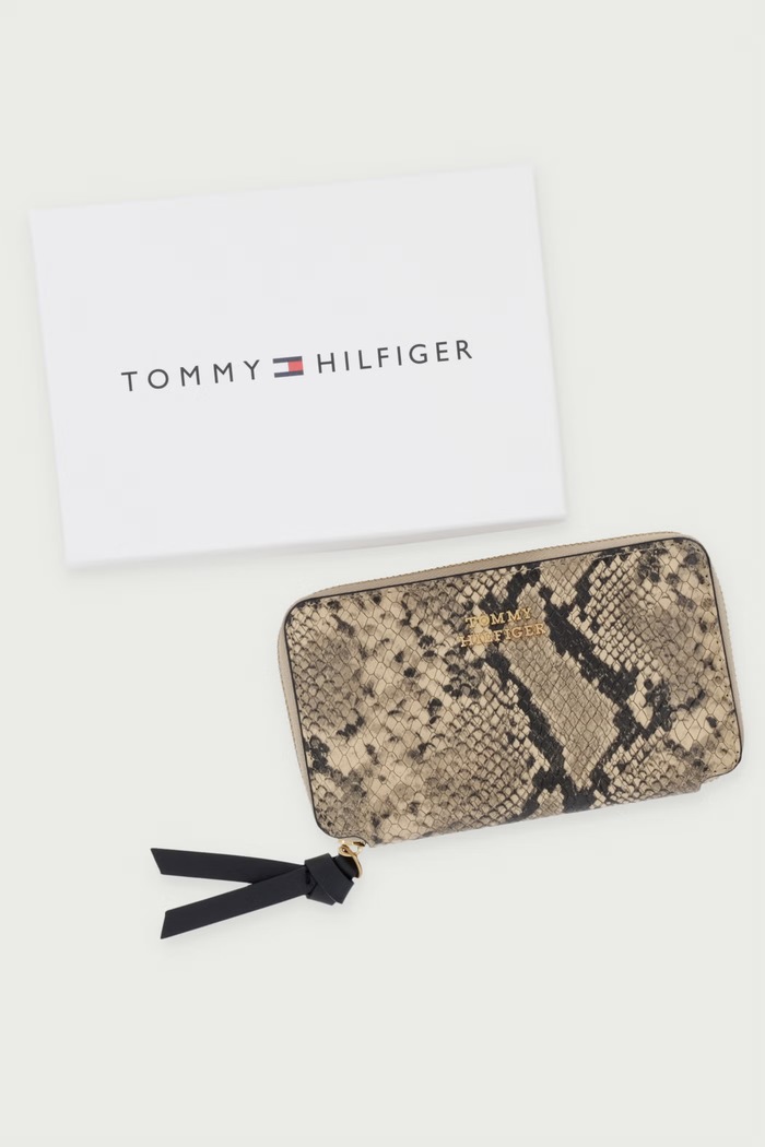 Tommy Hilfiger portfel damski skórzany AW0AW18940 beżowy