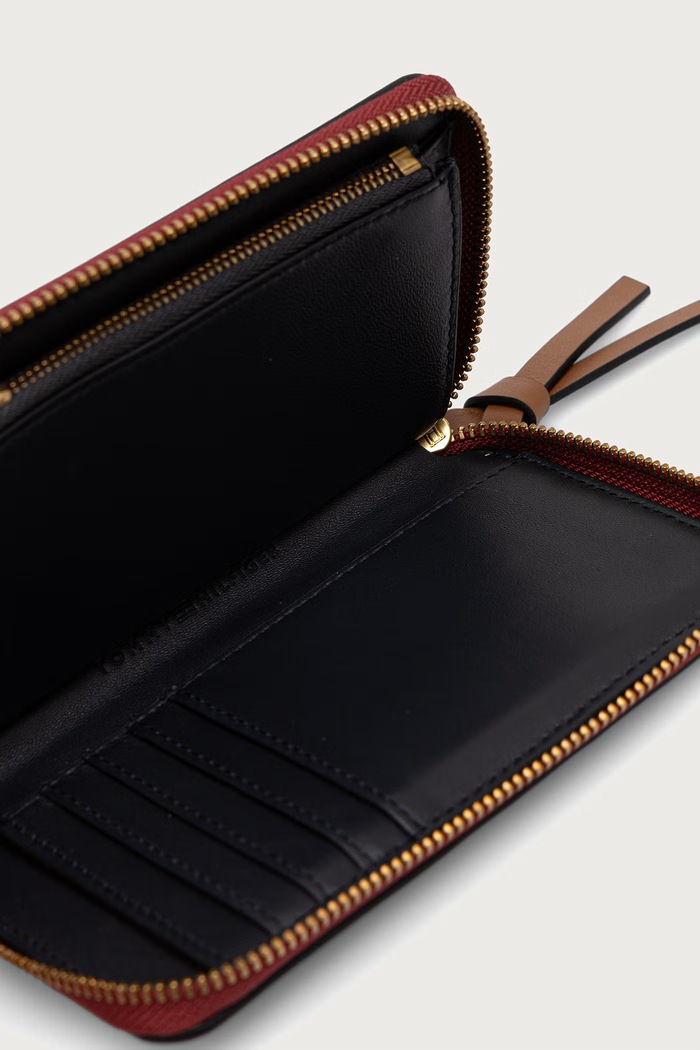 Novčanik za žene kožni Tommy Hilfiger AW0AW18939 bordo