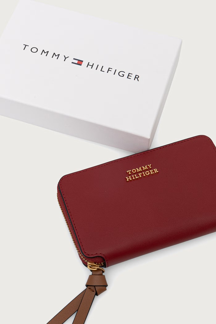 Novčanik za žene kožni Tommy Hilfiger bordo AW0AW18939