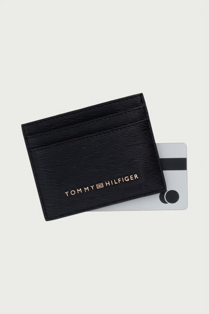Doplnky Tommy Hilfiger Puzdro na karty dámske z imitácie kože AW0AW18931 čierna