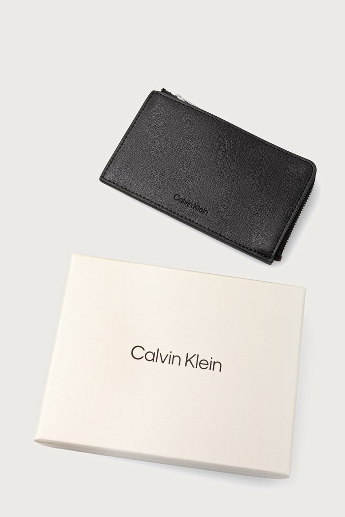 Calvin Klein novčanik za žene od imitacije kože crna LV04F1317G