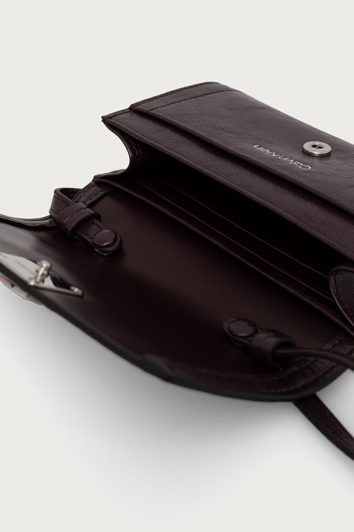 Calvin Klein novčanik za žene od imitacije kože bordo LV04F1218G