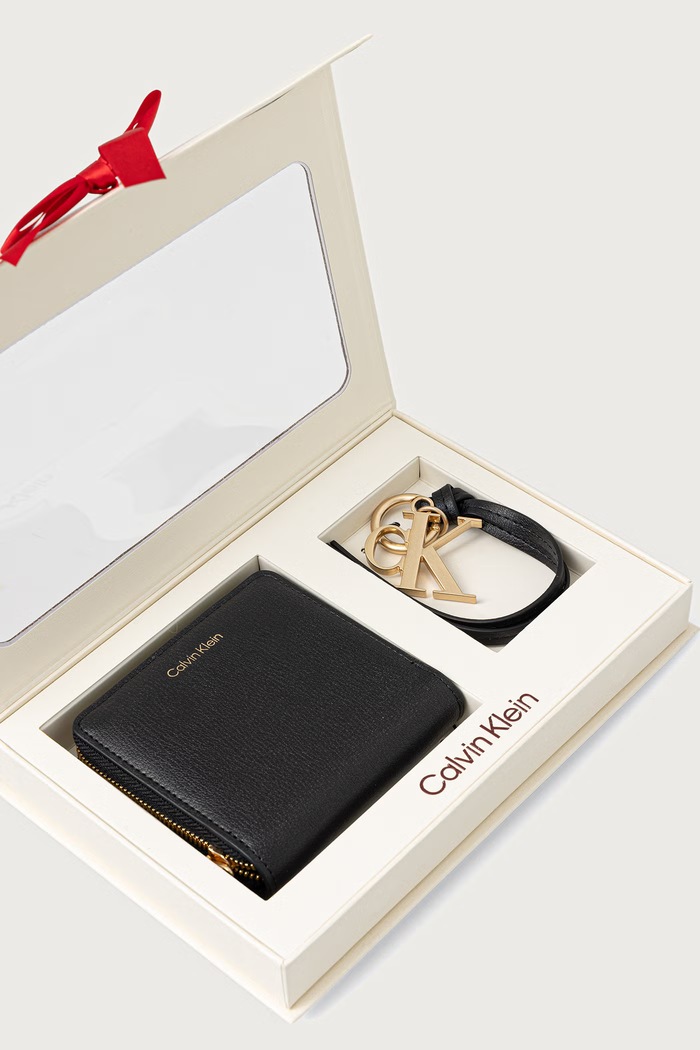 Calvin Klein Γυναικεία από απομίμηση δέρματος LV04F0001G