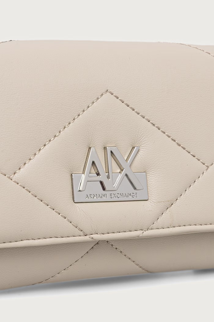 Armani Exchange Peňaženka dámska z imitácie kože XW000358.AF26568 béžová AW26