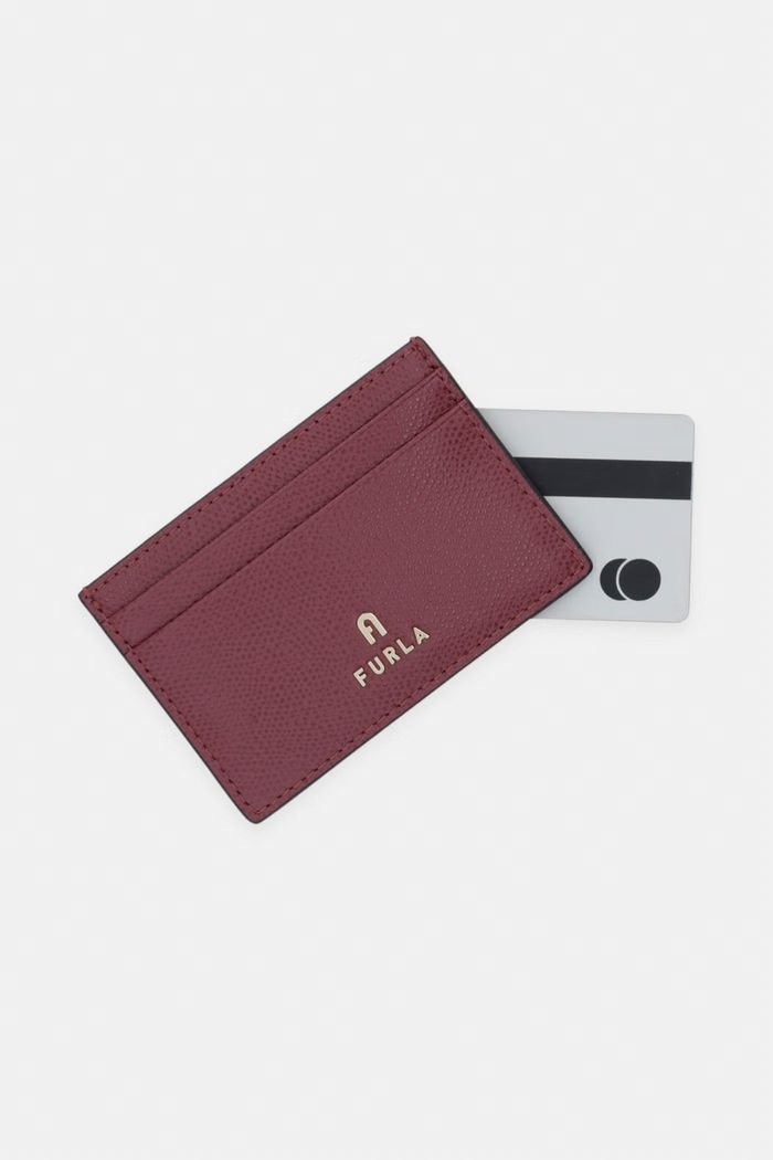 Akcesoria Furla etui na karty damskie skórzane WP00305.ARE000.4908S bordowy