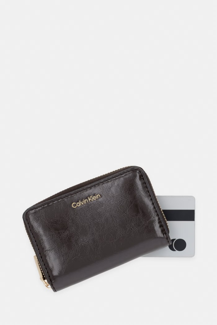 Calvin Klein portafoglio da donna in similpelle marrone LV04F1201G