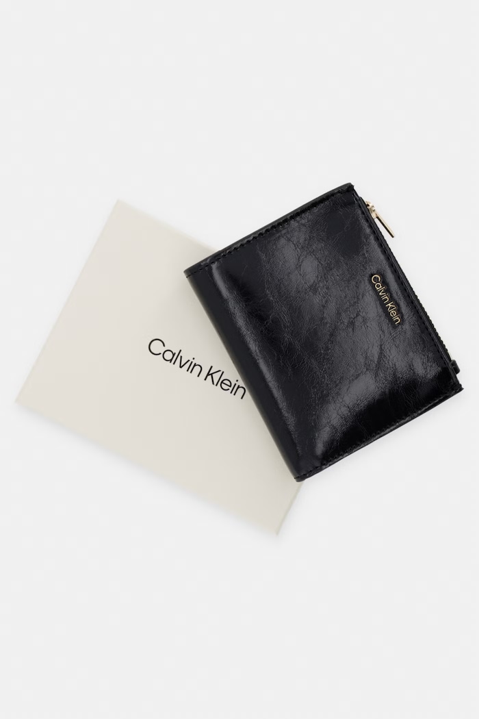 Calvin Klein peňaženka dámska z imitácie kože LV04F1166G čierna