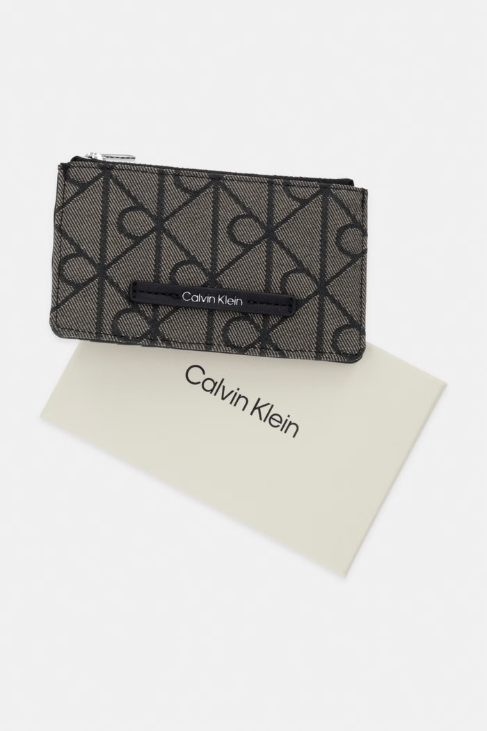 Calvin Klein portfel RFID damski beżowy LV04F1162G