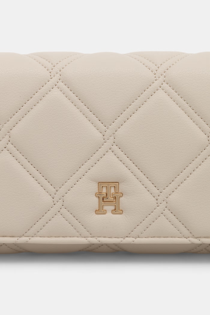 Tommy Hilfiger πορτοφόλι γυναικείο από απομίμηση δέρματος μπεζ AW0AW18795