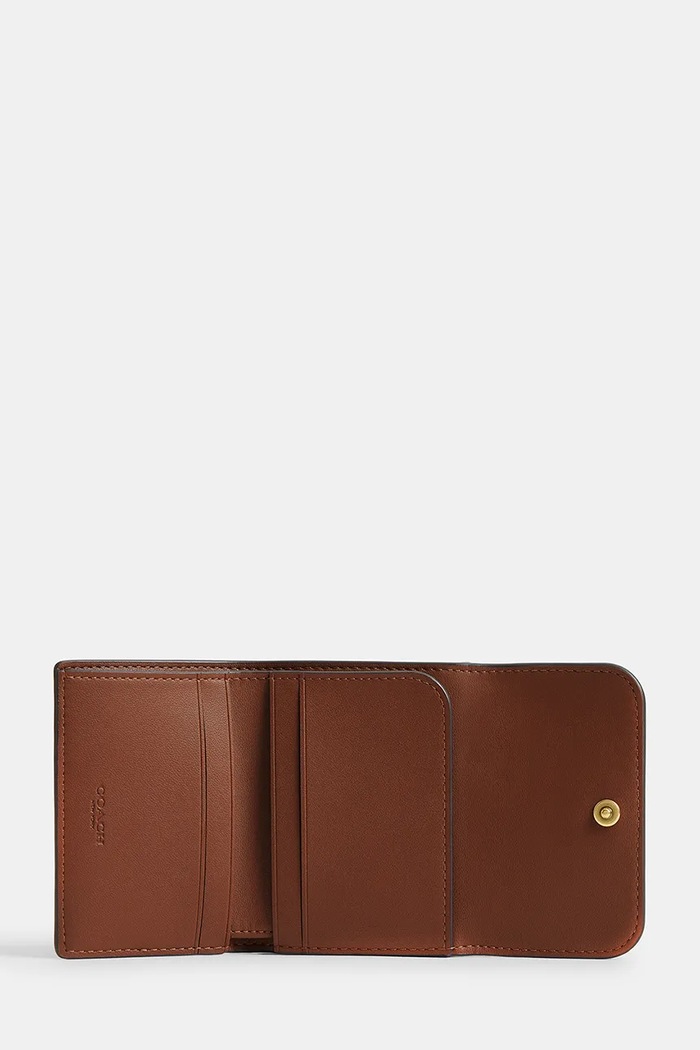 Akcesoria Coach etui na paszport damskie skórzane Essential Card Holder Wallet CFG62 brązowy