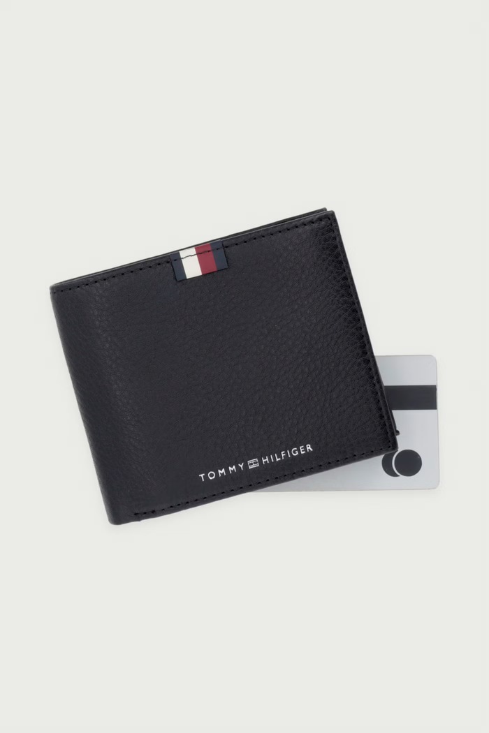 Portfel męski skórzany Tommy Hilfiger AM0AM13341 czarny