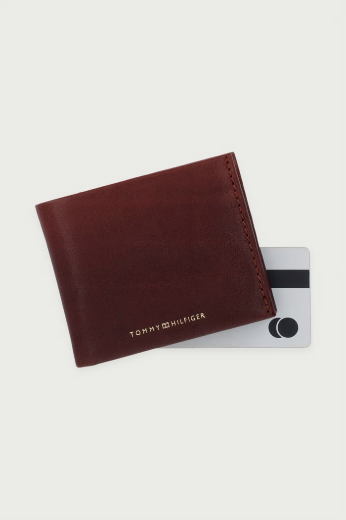 Novčanik za muškarce od kože Tommy Hilfiger AM0AM14799 smeđa
