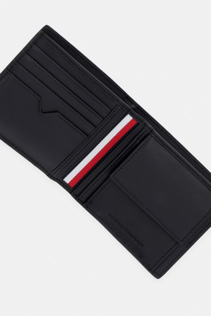Akcesoria Tommy Hilfiger portfel męski skórzany AM0AM14796 czarny