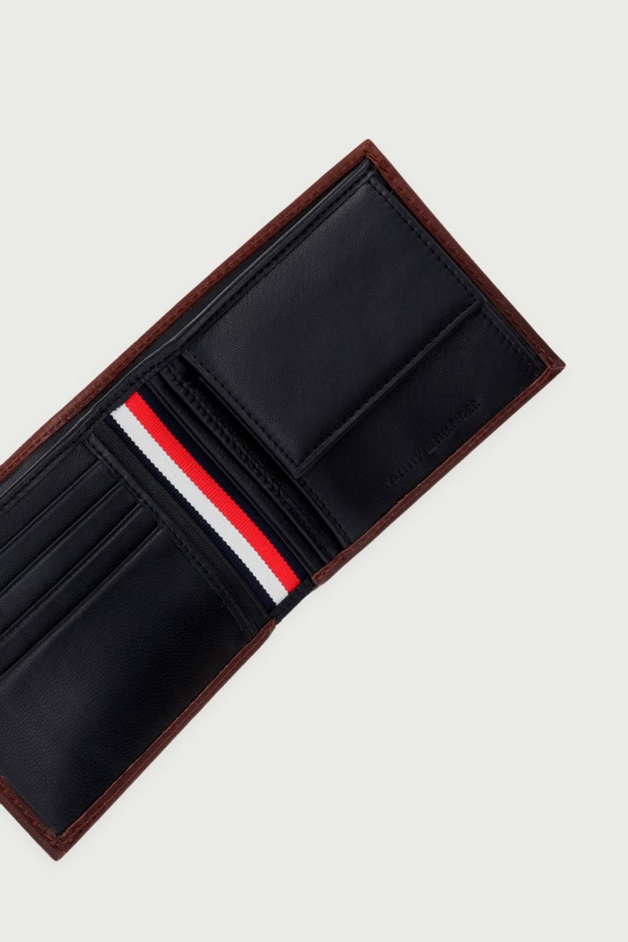 Dodaci Tommy Hilfiger Novčanik za muškarce od kože AM0AM14795 smeđa