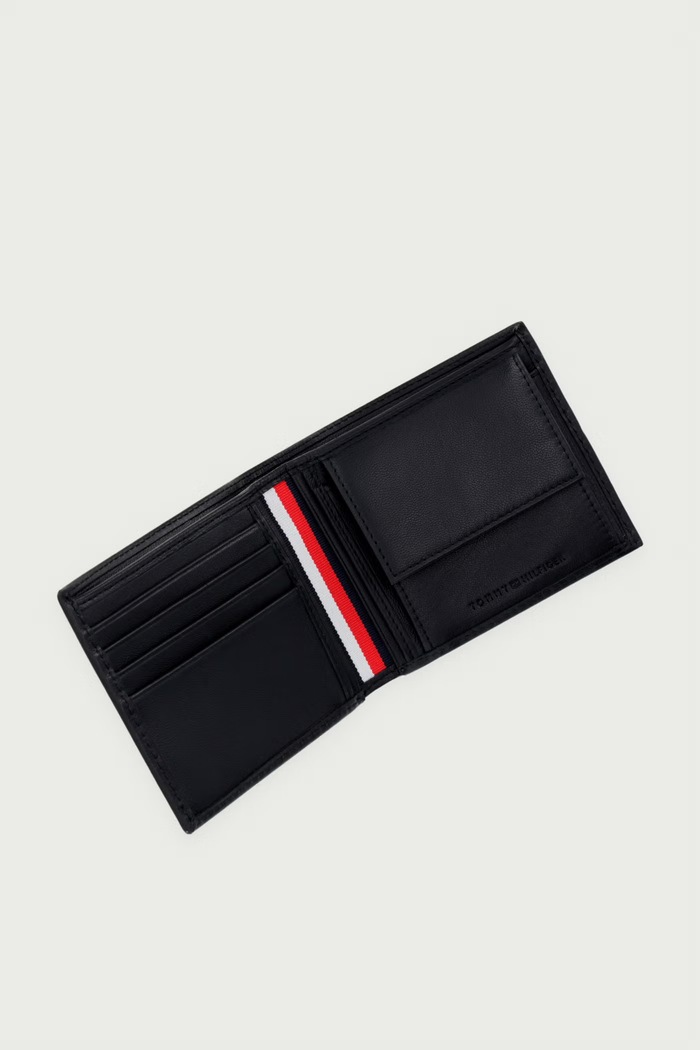 Dodaci Tommy Hilfiger Novčanik za muškarce od kože AM0AM14795 crna