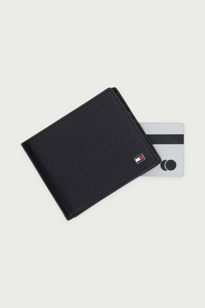 Tommy Hilfiger portfel męski skórzany czarny AM0AM14790