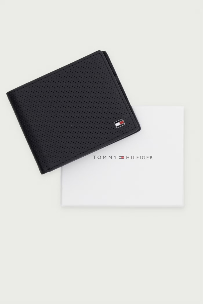 Tommy Hilfiger portfel męski skórzany AM0AM14790 czarny