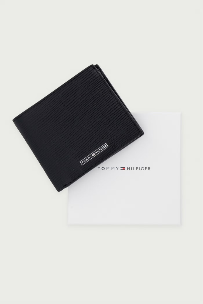 Peňaženka kožená Tommy Hilfiger AM0AM14784 čierna