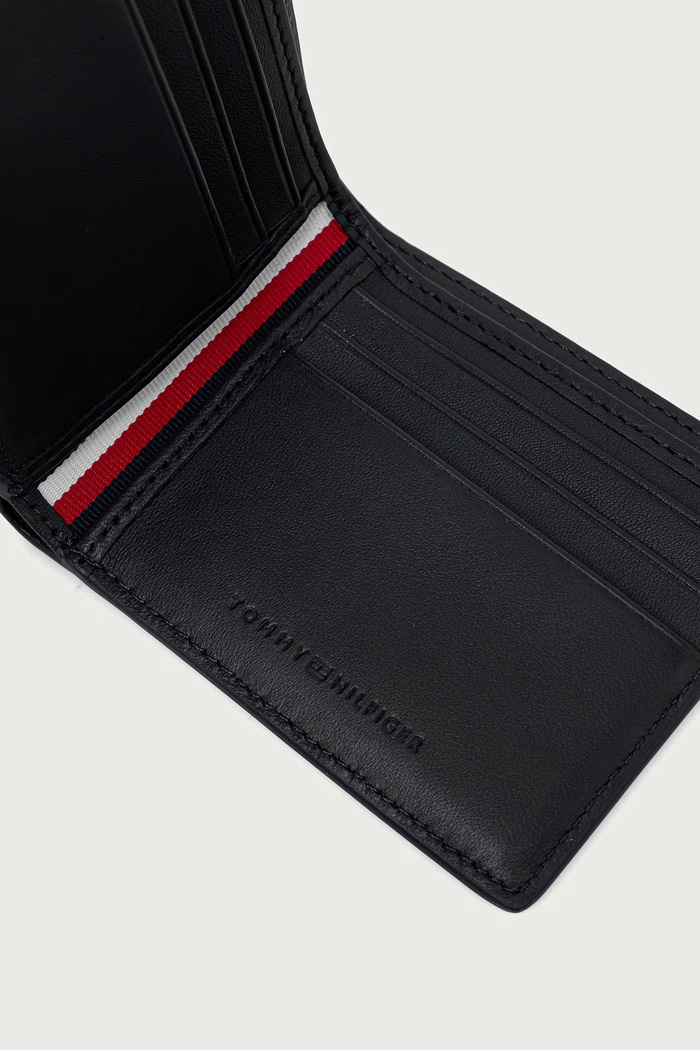 Komplet denarnice in obeska za ključe moški usnjeni Tommy Hilfiger AM0AM14805 mornarsko modra